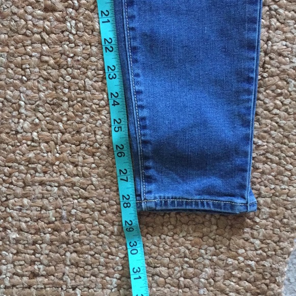 NWT OLD NAVY THE ROCKSTAR MID RISE SKINNY JEAN 4 - Picture 11 of 11